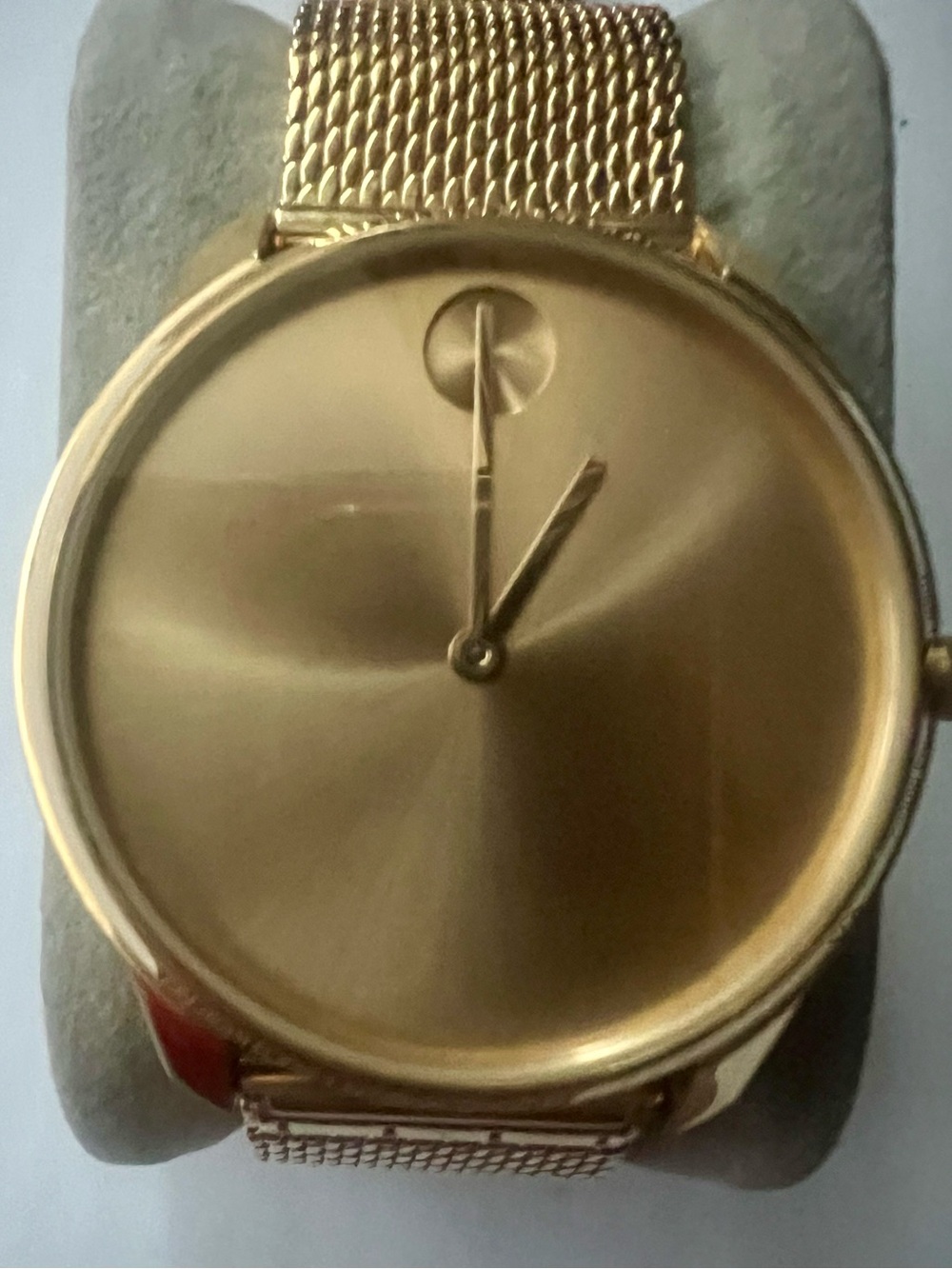 Minimalist Gold Mesh Strap Watch - Gold